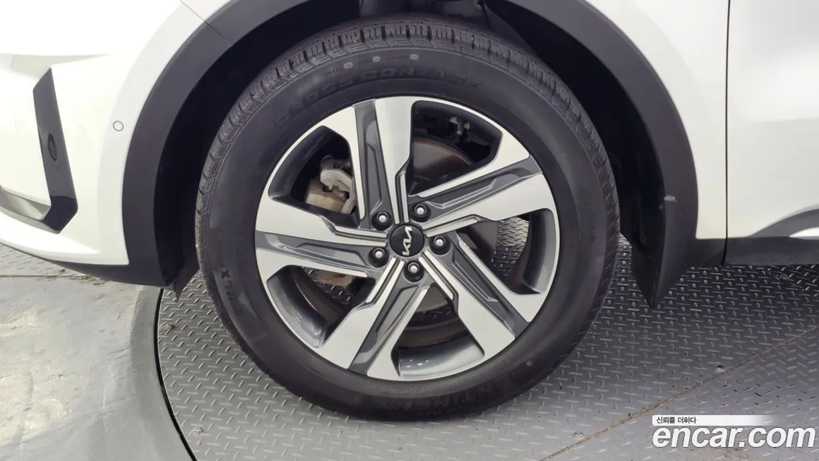 Kia Sorento — фото 5