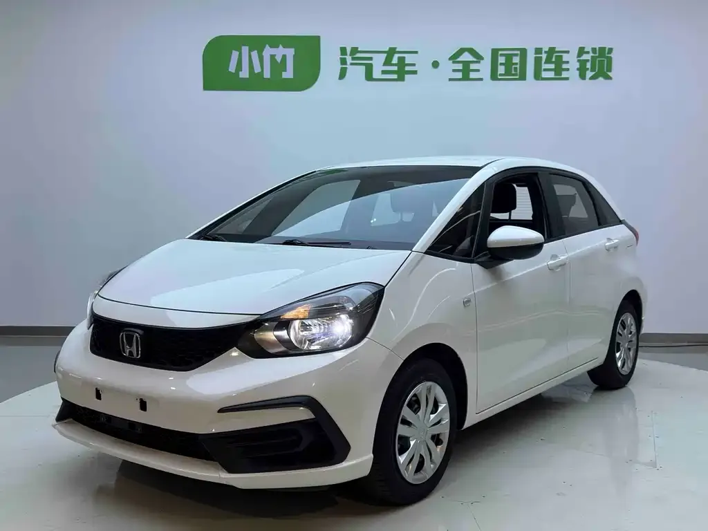Honda Fit — фото 1