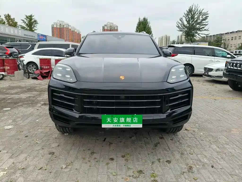 Porsche Cayenne 2023 из CN, фото 2
