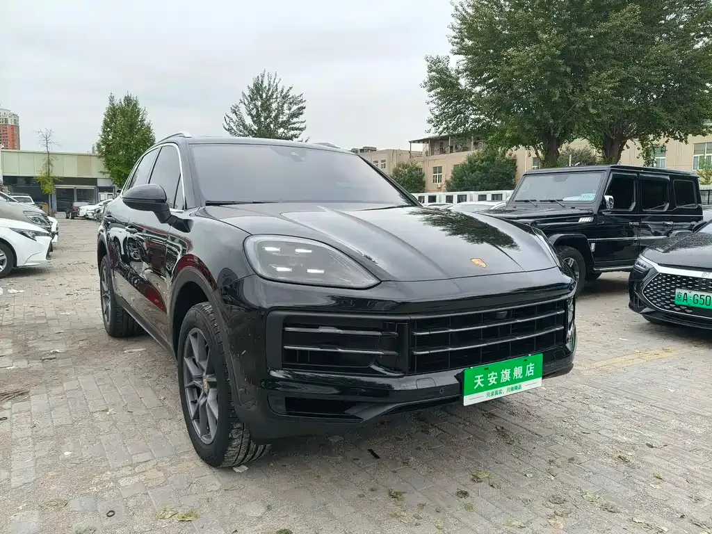 Porsche Cayenne 2023 из CN, фото 3
