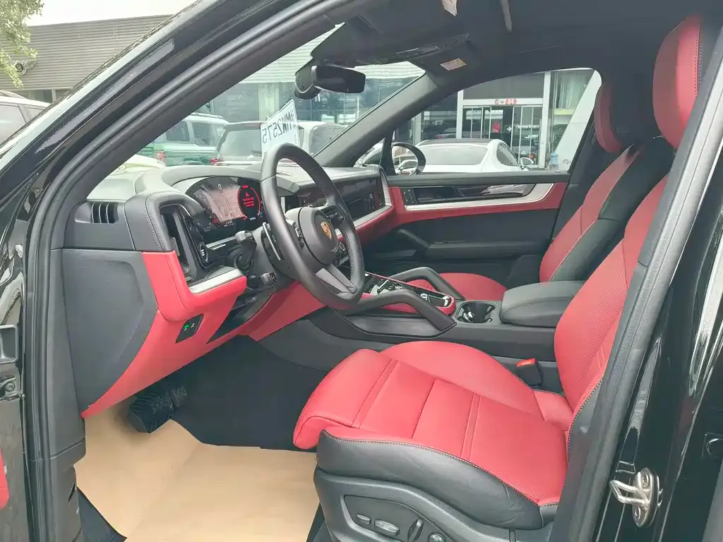 Porsche Cayenne 2023 из CN, фото 8