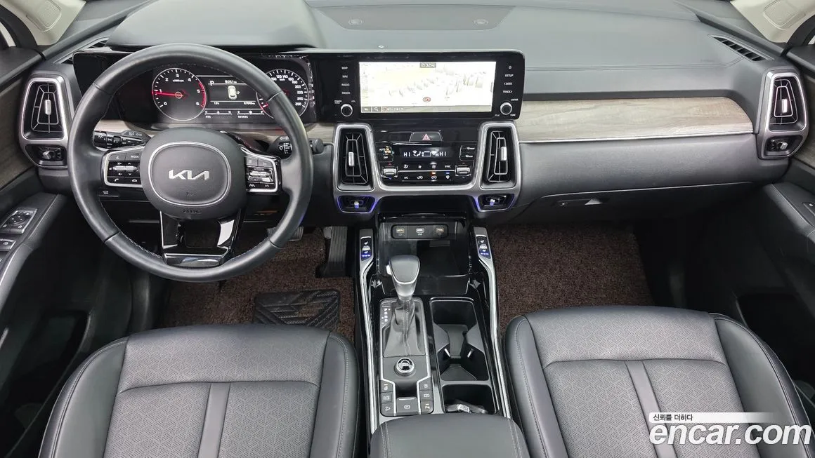 Kia Sorento — фото 7
