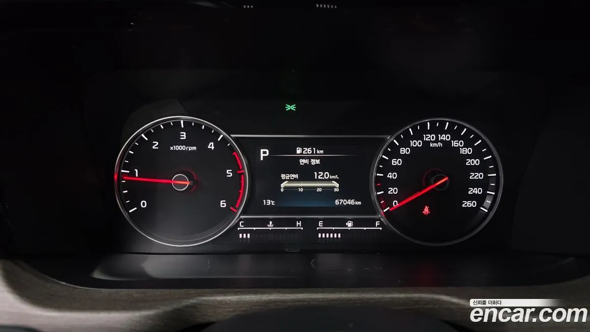 Kia Sorento — фото 8
