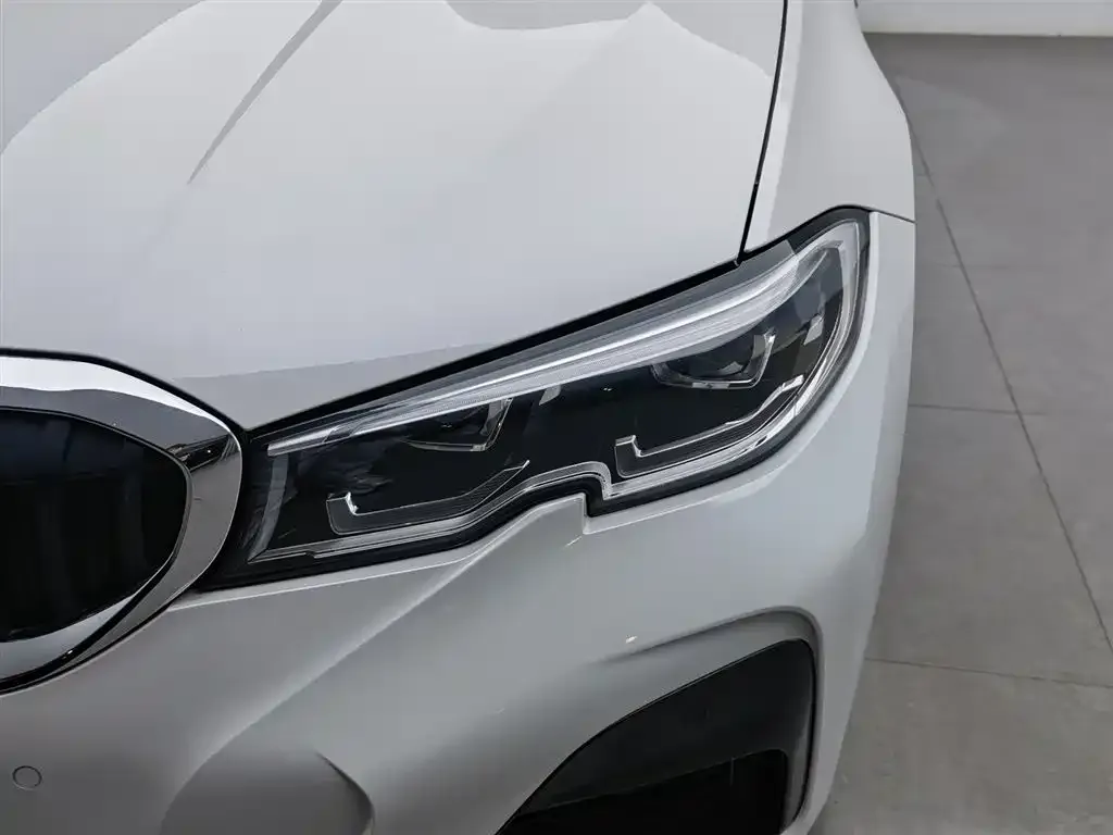 BMW 3 Series 2022 из CN, фото 7
