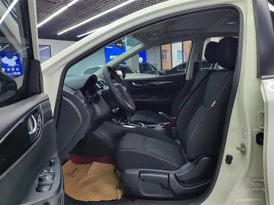 Nissan Tiida 2022 из CN, фото 9