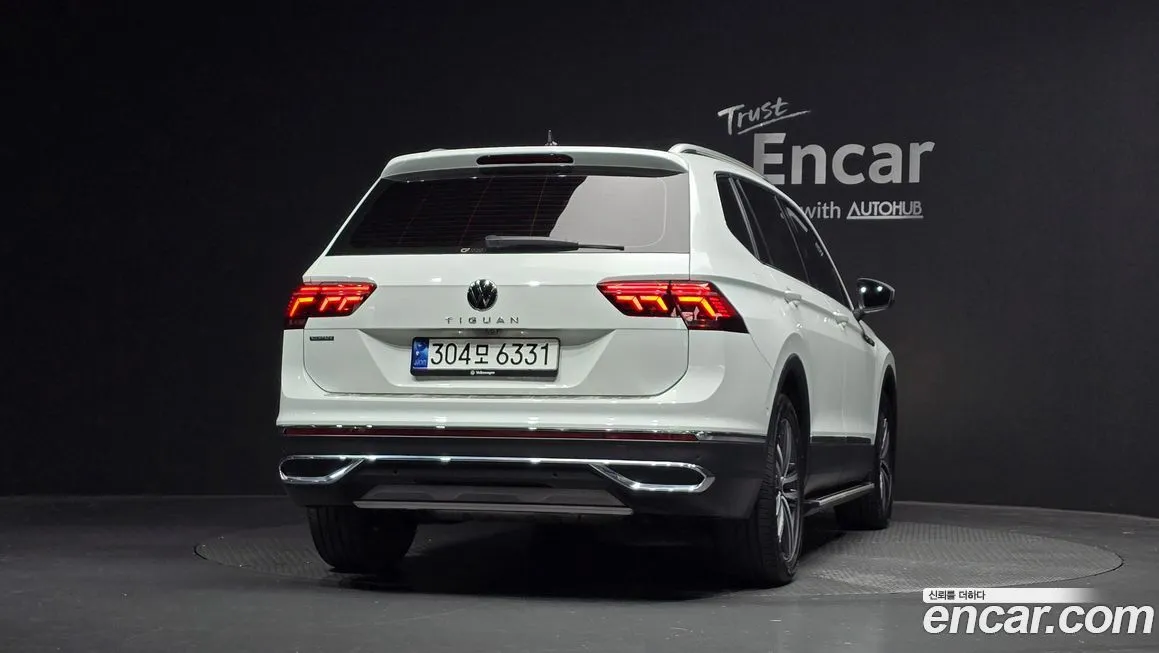 Volkswagen Tiguan — фото 4