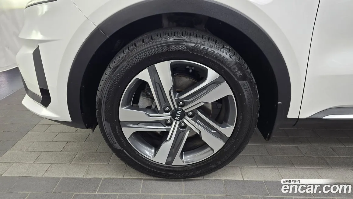 Kia Sorento — фото 5