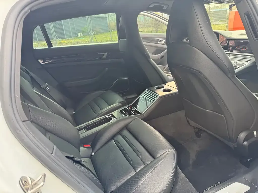Porsche Panamera 2021 из CN, фото 9