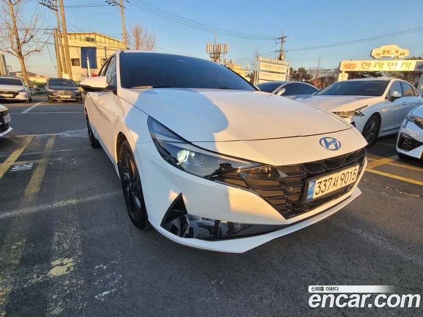 Hyundai AVANTE 2023 из KR, фото 2
