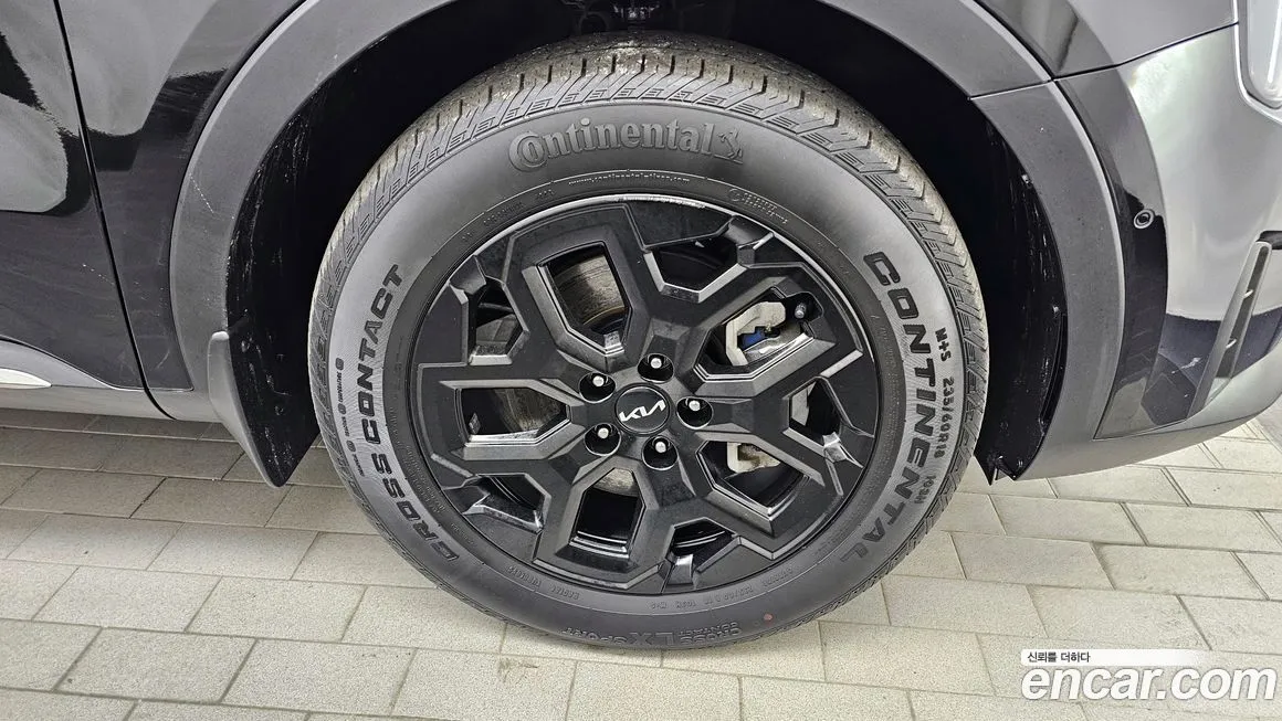 Kia Sorento — фото 5