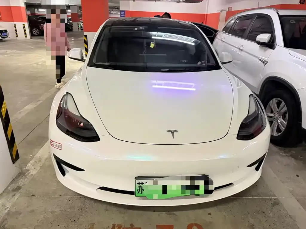 Tesla Model 3 — фото 2