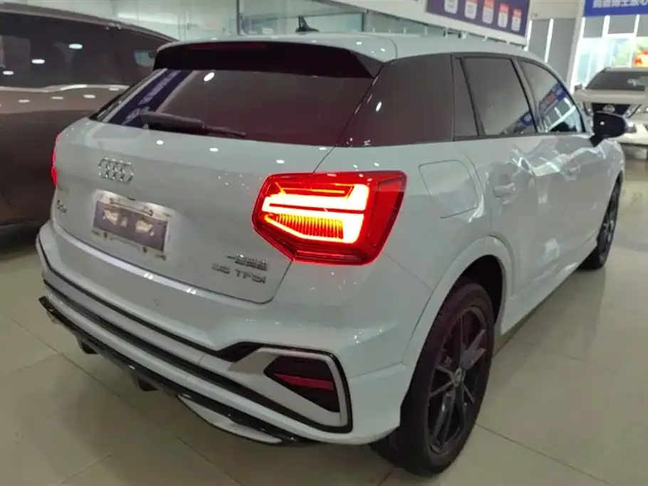 Audi Q2L 2022 из CN, фото 3