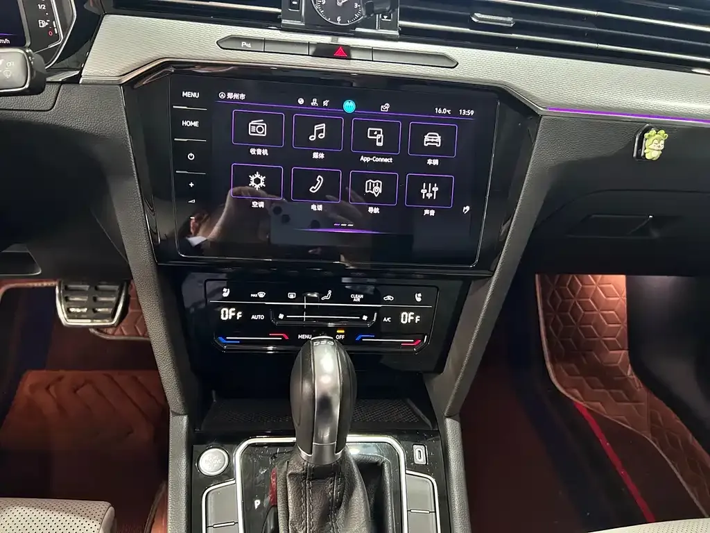 Volkswagen Magotan 2024 из CN, фото 7