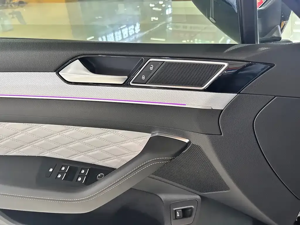 Volkswagen Magotan 2024 из CN, фото 9