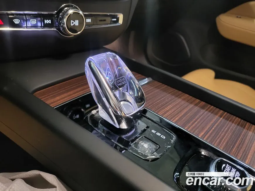 Volvo V60 2025 из KR, фото 9