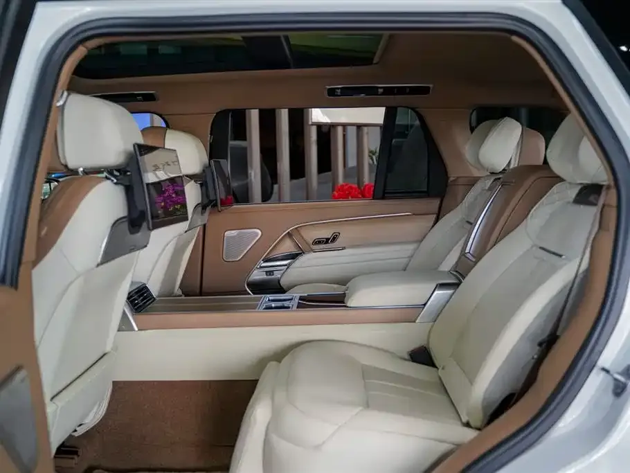 Land Rover Range Rover 2023 из CN, фото 3