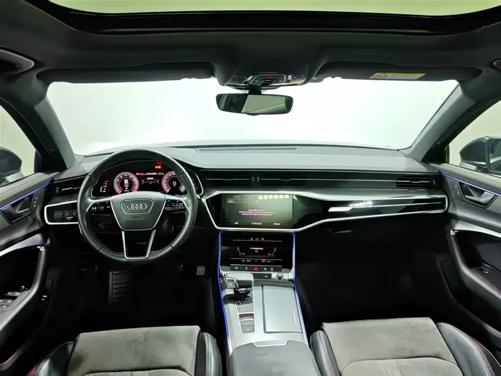 Audi A6L 2022 из CN, фото 10