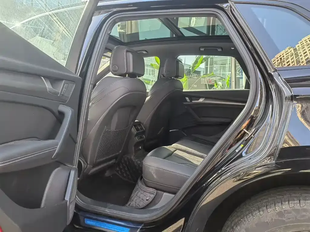 Audi Q5L 2024 из CN, фото 6