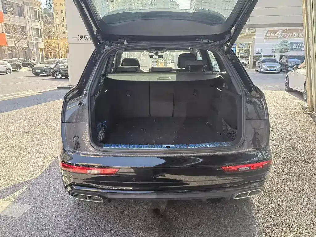 Audi Q5L 2024 из CN, фото 7