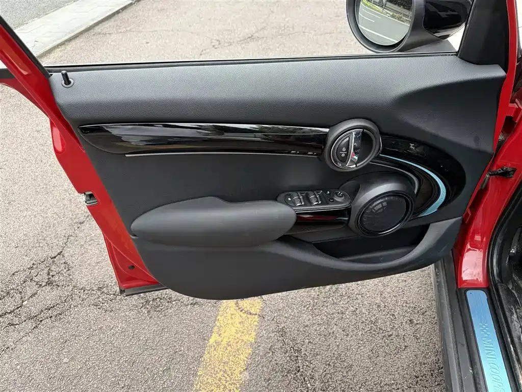 MINI Cooper (3-door) 2021 из CN, фото 6