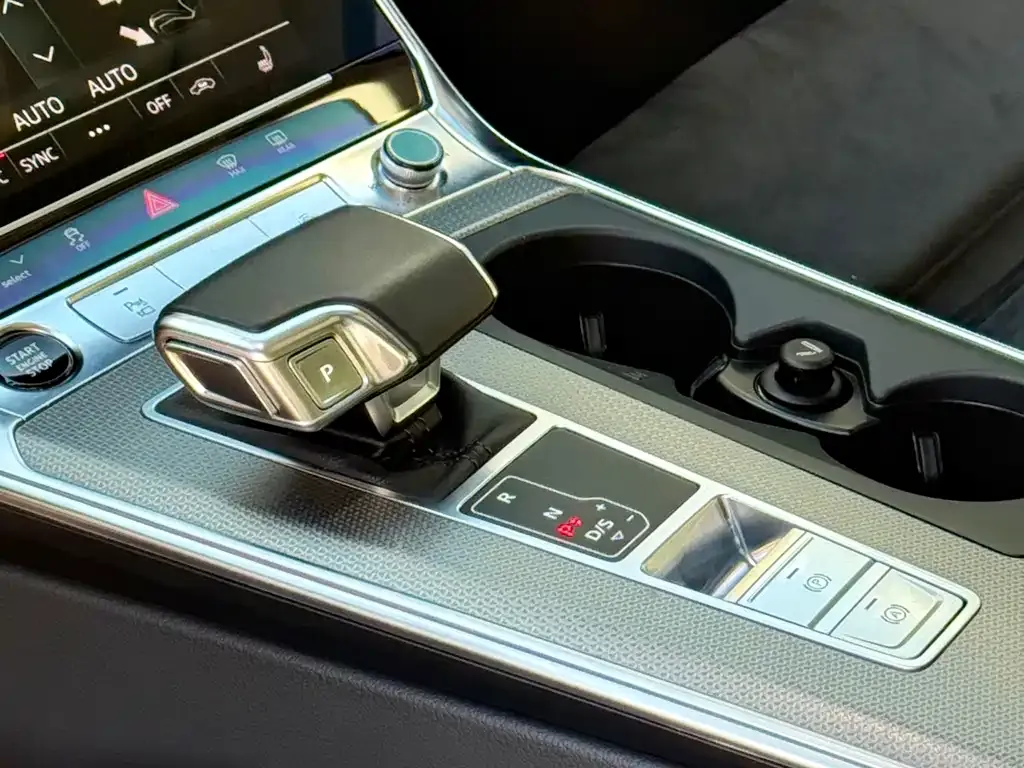 Audi A6 (Import) 2021 из CN, фото 8