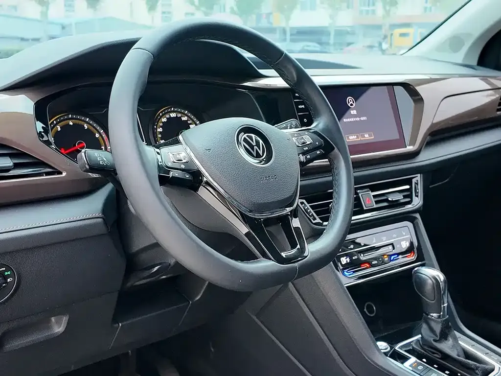 Volkswagen Tharu 2021 из CN, фото 10