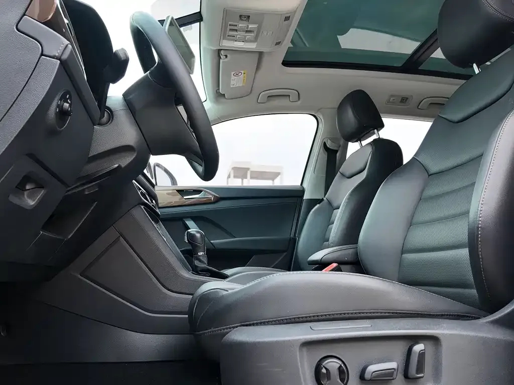 Volkswagen Tharu 2021 из CN, фото 7