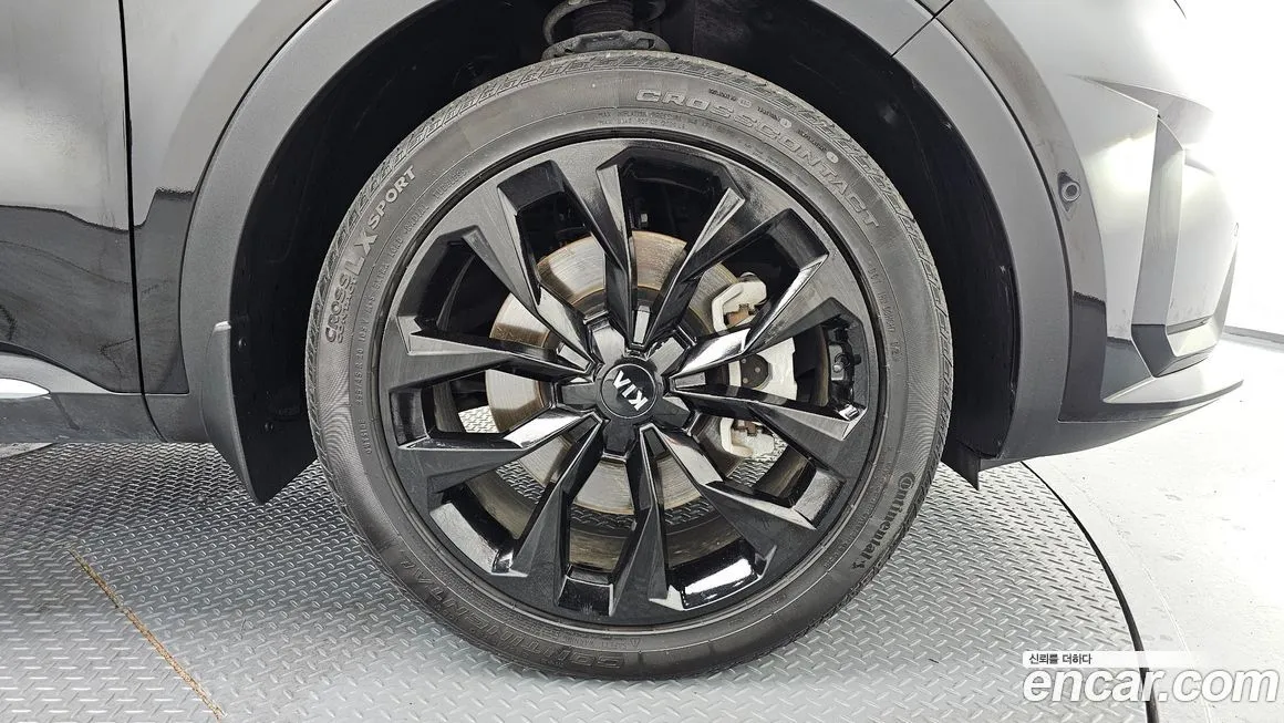 Kia Sorento — фото 5