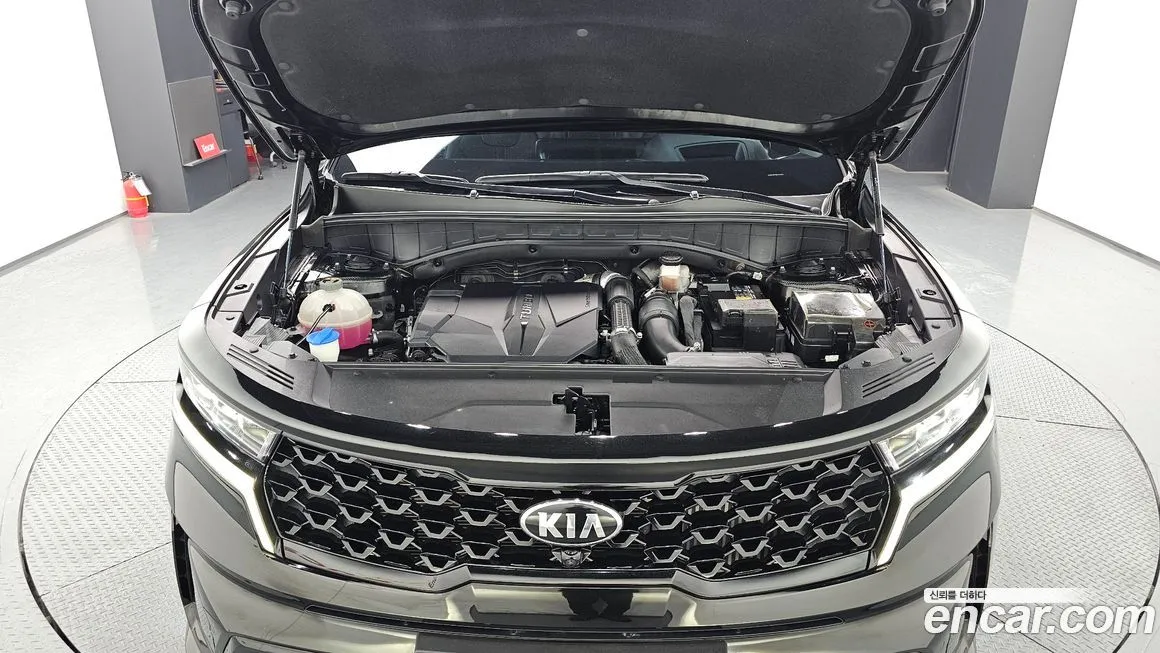Kia Sorento — фото 6