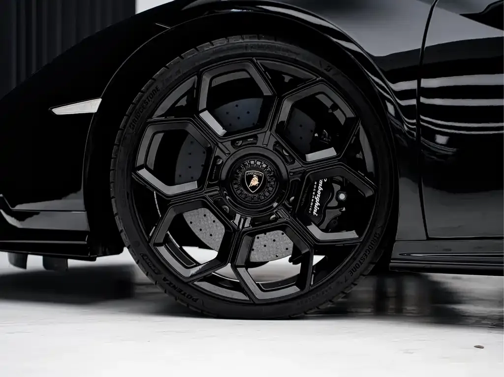 Lamborghini Huracan 2024 из CN, фото 4