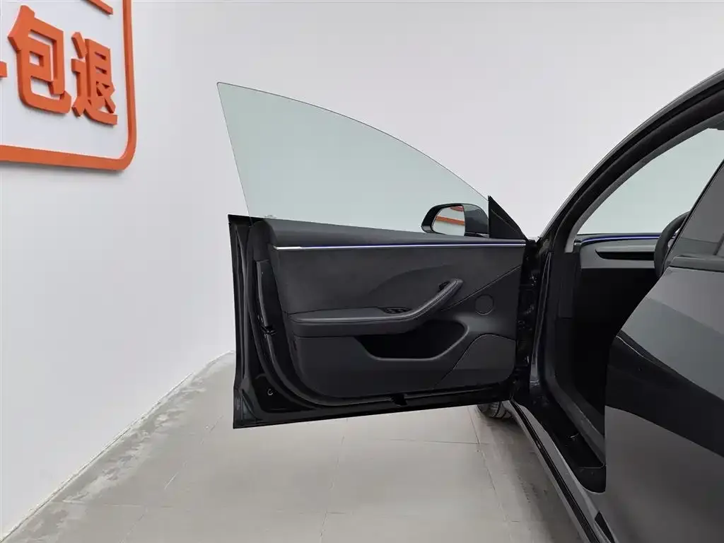 Tesla Model 3 2024 из CN, фото 8