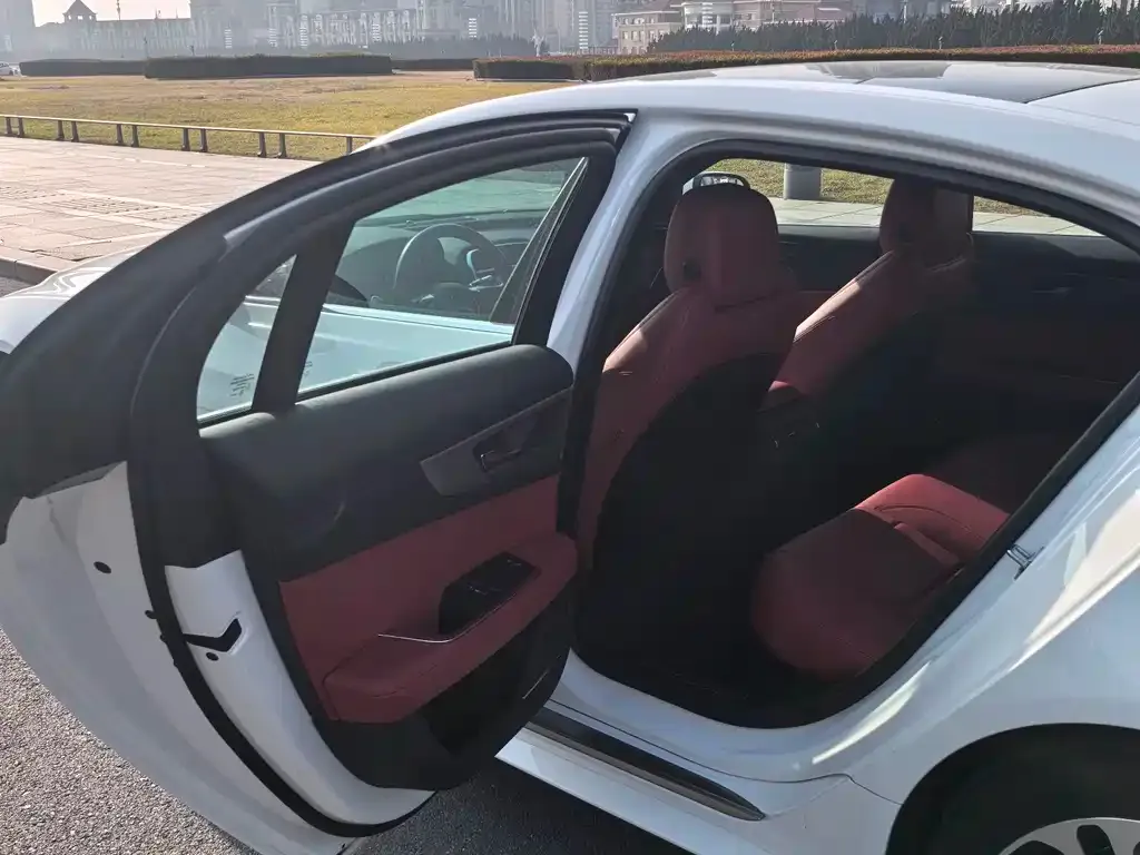 Jaguar XEL 2022 из CN, фото 4