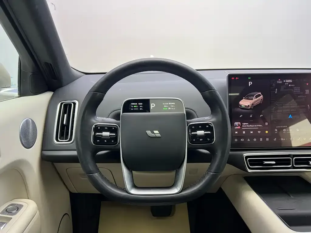 Li Auto L8 2023 из CN, фото 10