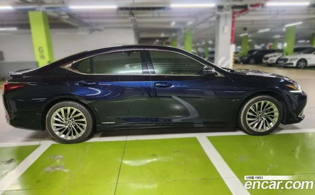 Lexus ES 2021 из KR, фото 4
