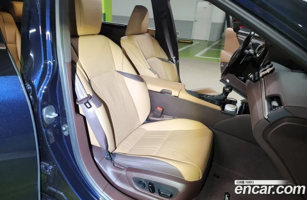 Lexus ES 2021 из KR, фото 6
