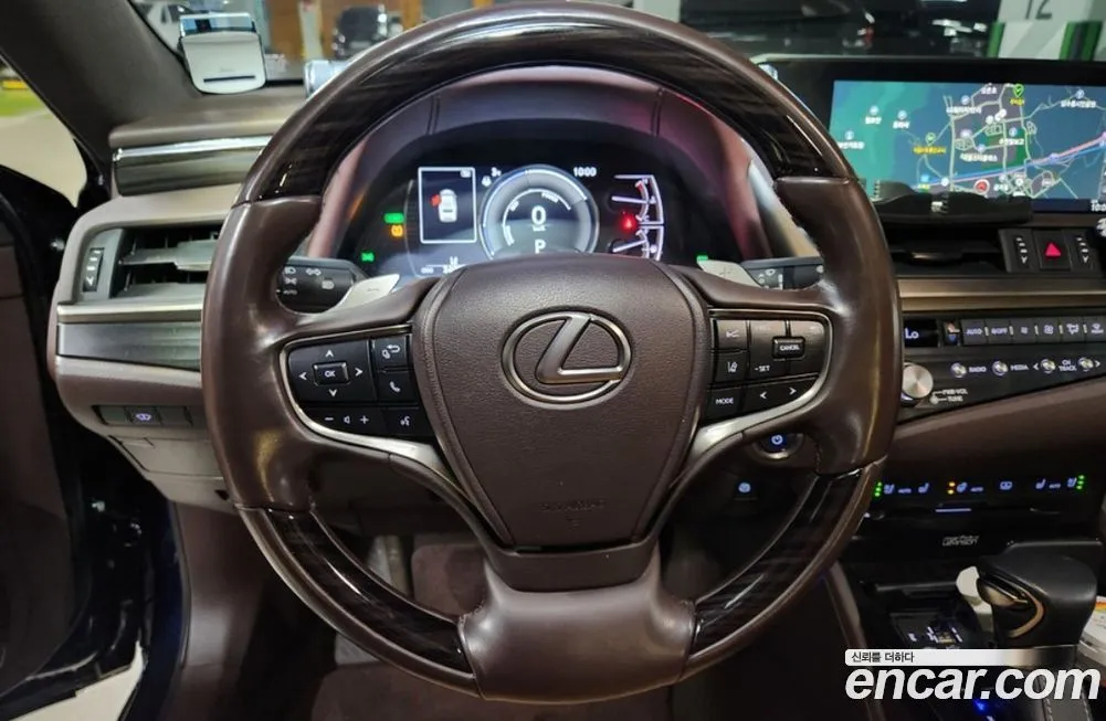 Lexus ES 2021 из KR, фото 9