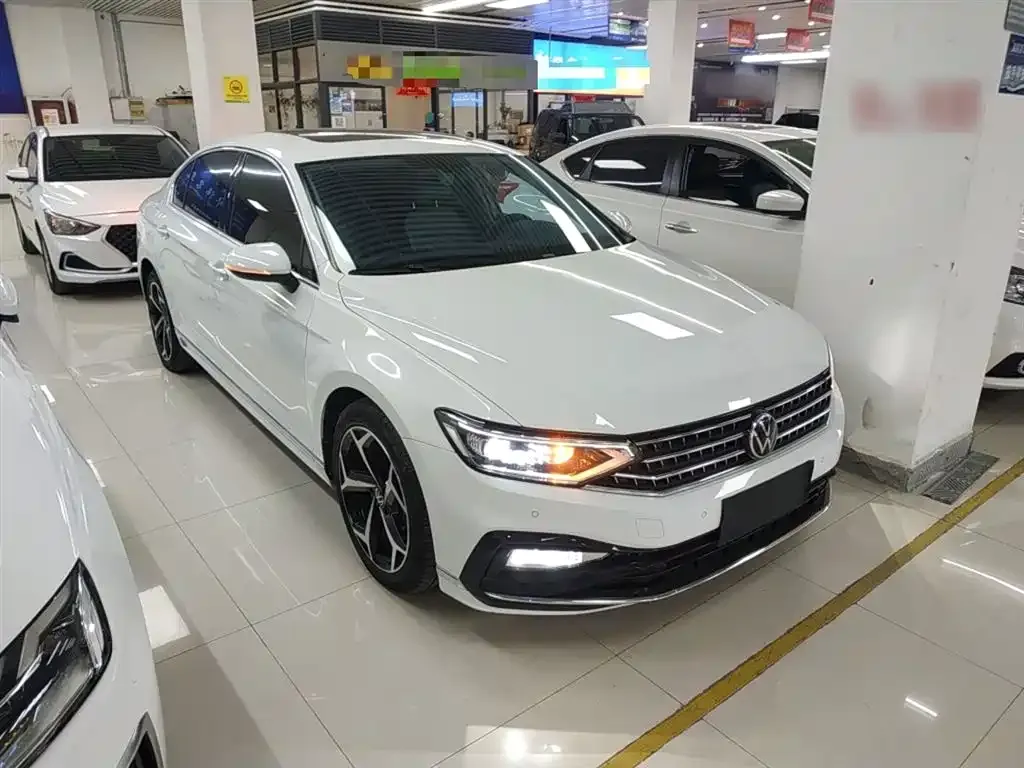 Volkswagen Magotan 2023 из CN, фото 4