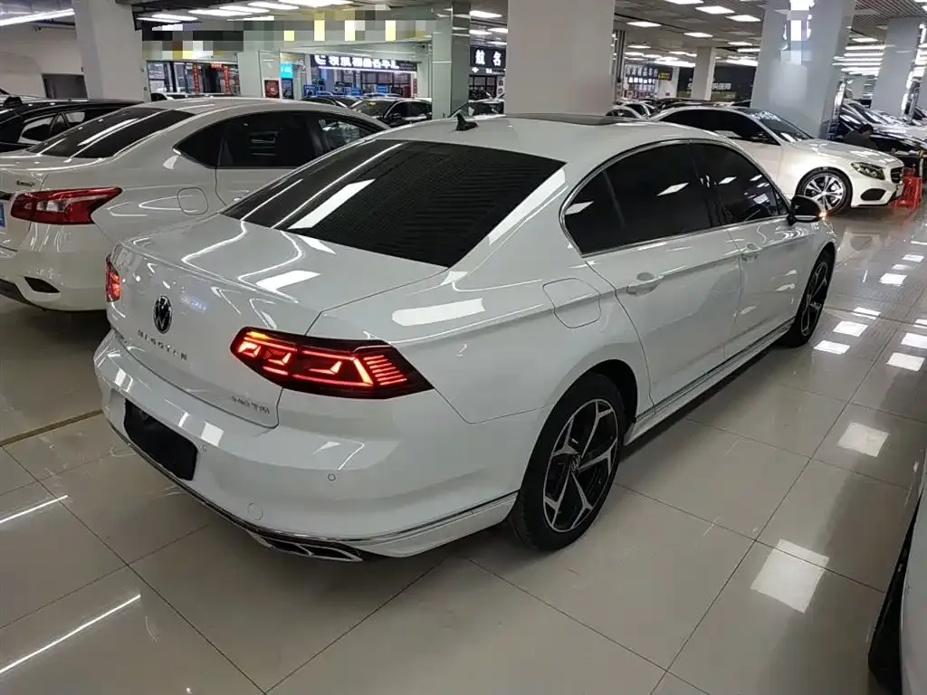 Volkswagen Magotan 2023 из CN, фото 7