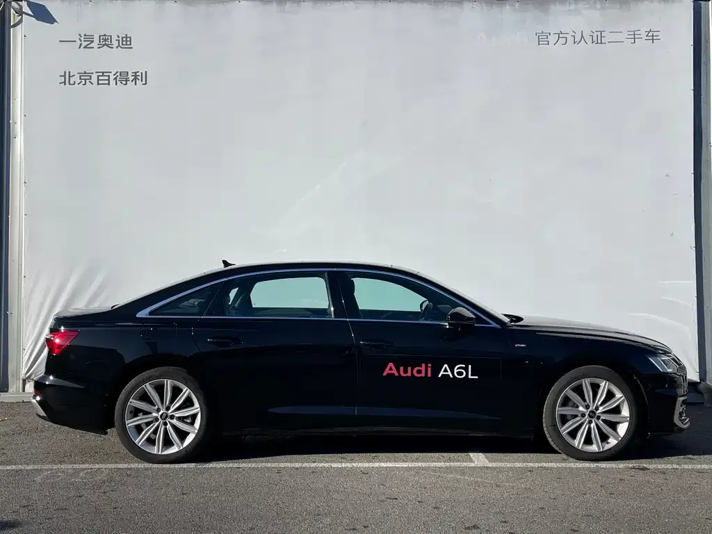 Audi A6L 2024 из CN, фото 4