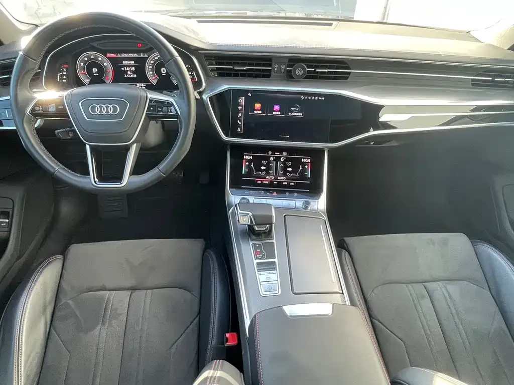 Audi A6L 2024 из CN, фото 8