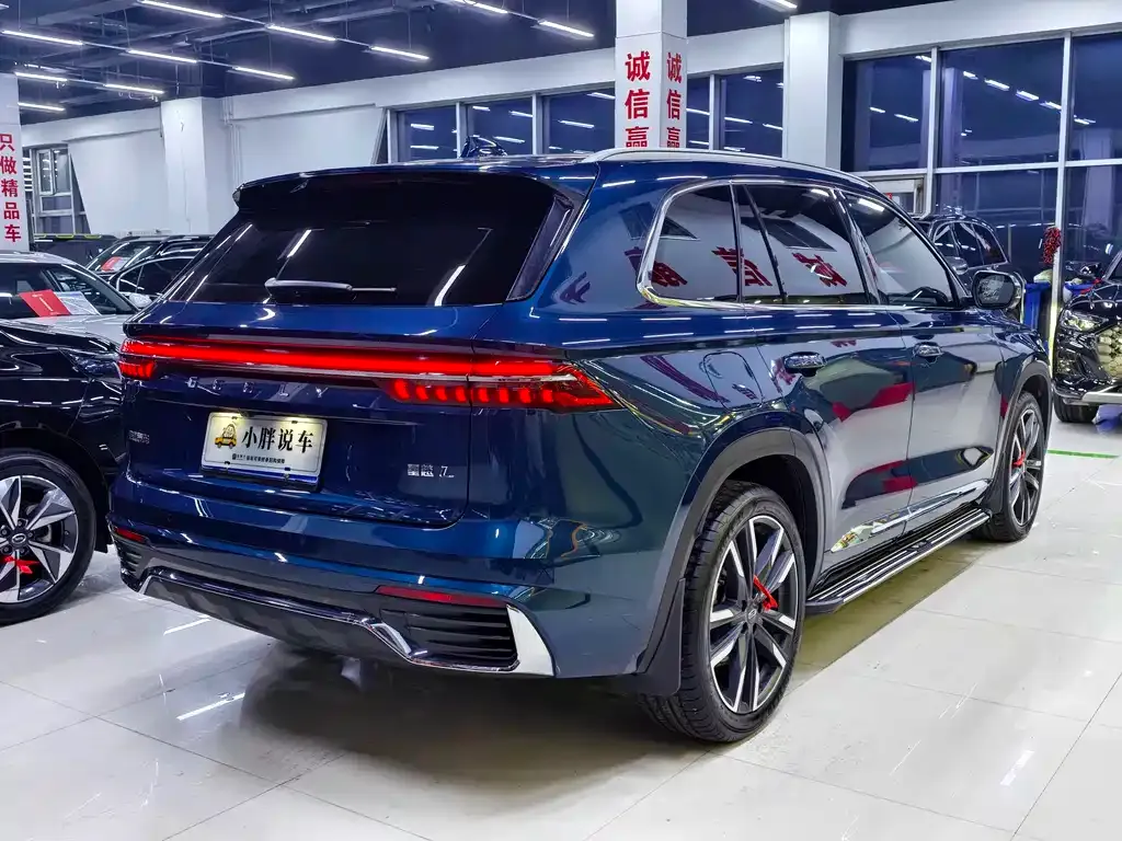 Geely Xingyue L — фото 6