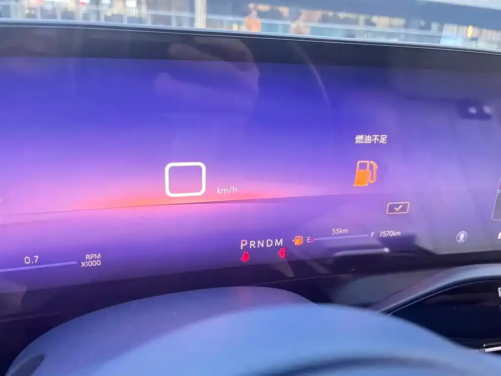 Buick Century 2025 из CN, фото 8