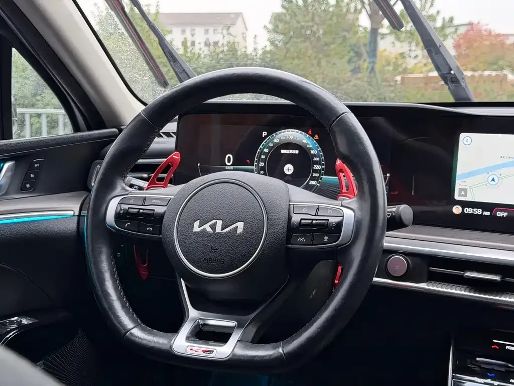 Kia K5 2023 из CN, фото 5