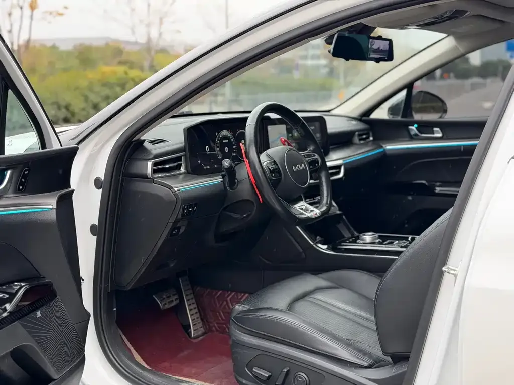 Kia K5 2023 из CN, фото 6