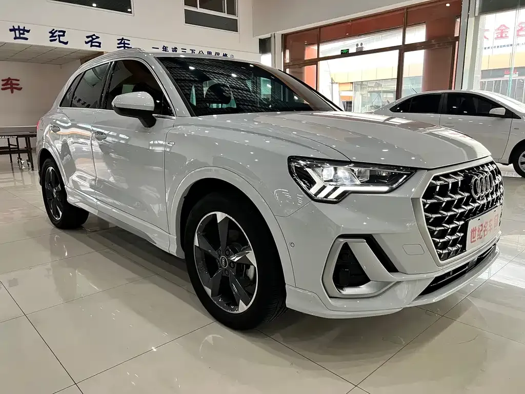 Audi Q3 2024 из CN, фото 4