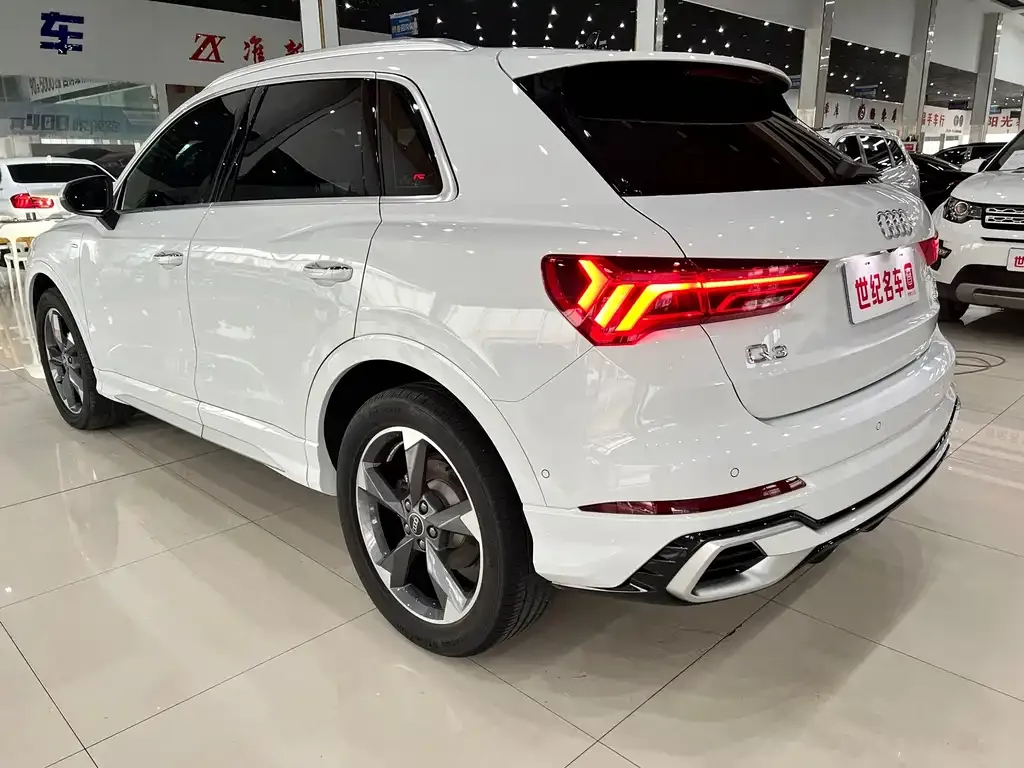 Audi Q3 2024 из CN, фото 6
