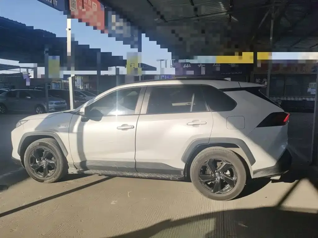 Toyota RAV4 2021 из CN, фото 5