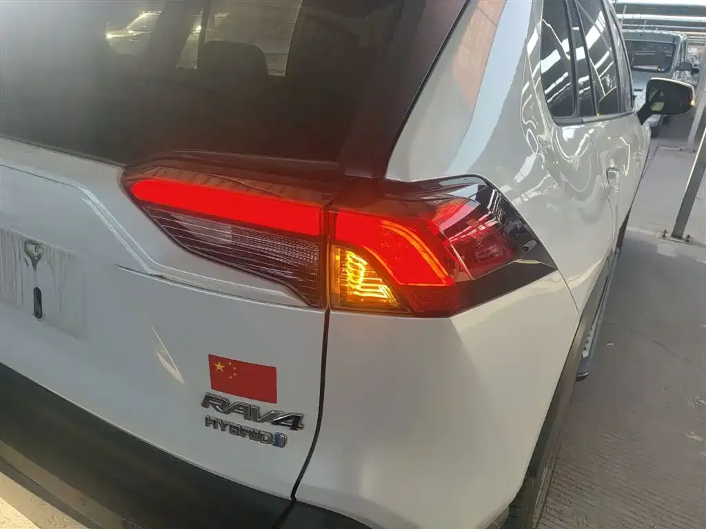 Toyota RAV4 2021 из CN, фото 8
