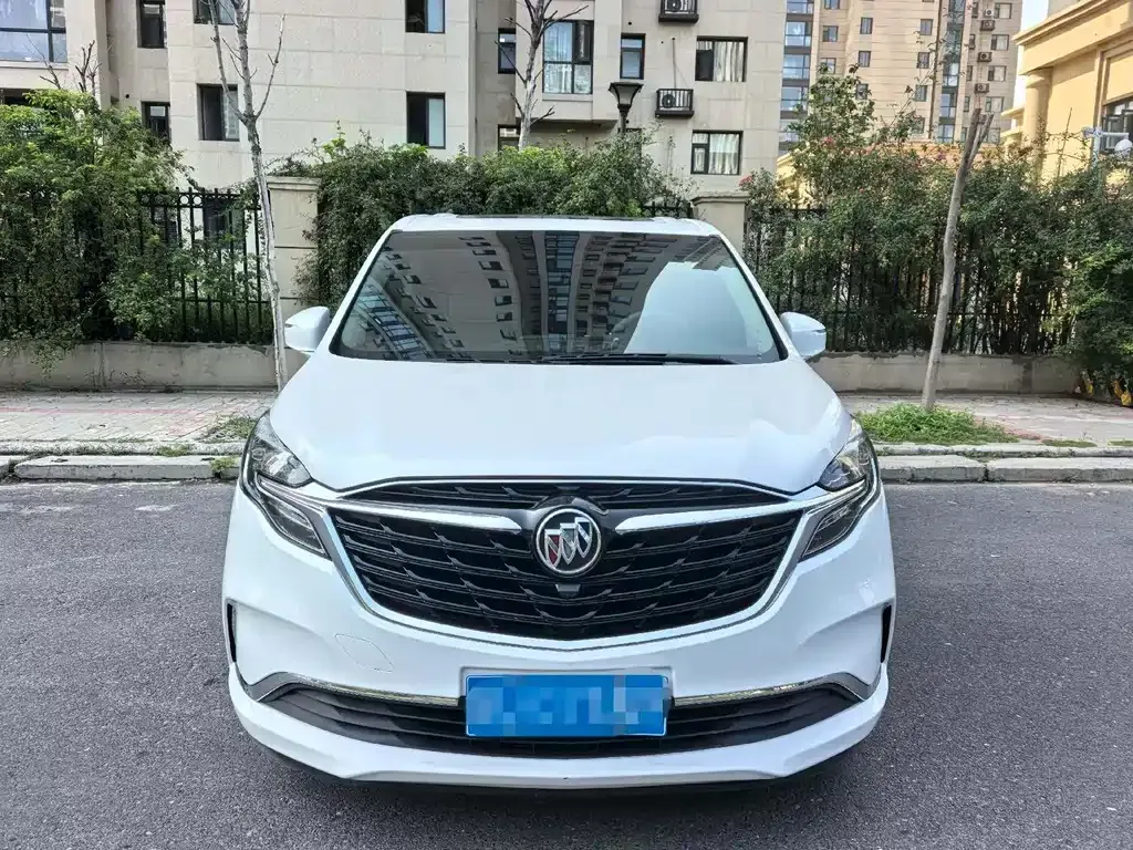 Buick GL8 2021 из CN, фото 2