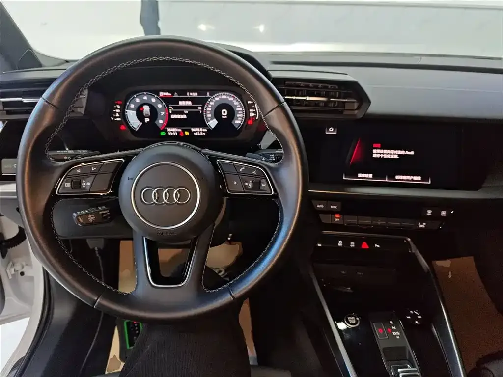 Audi A3 2023 из CN, фото 10